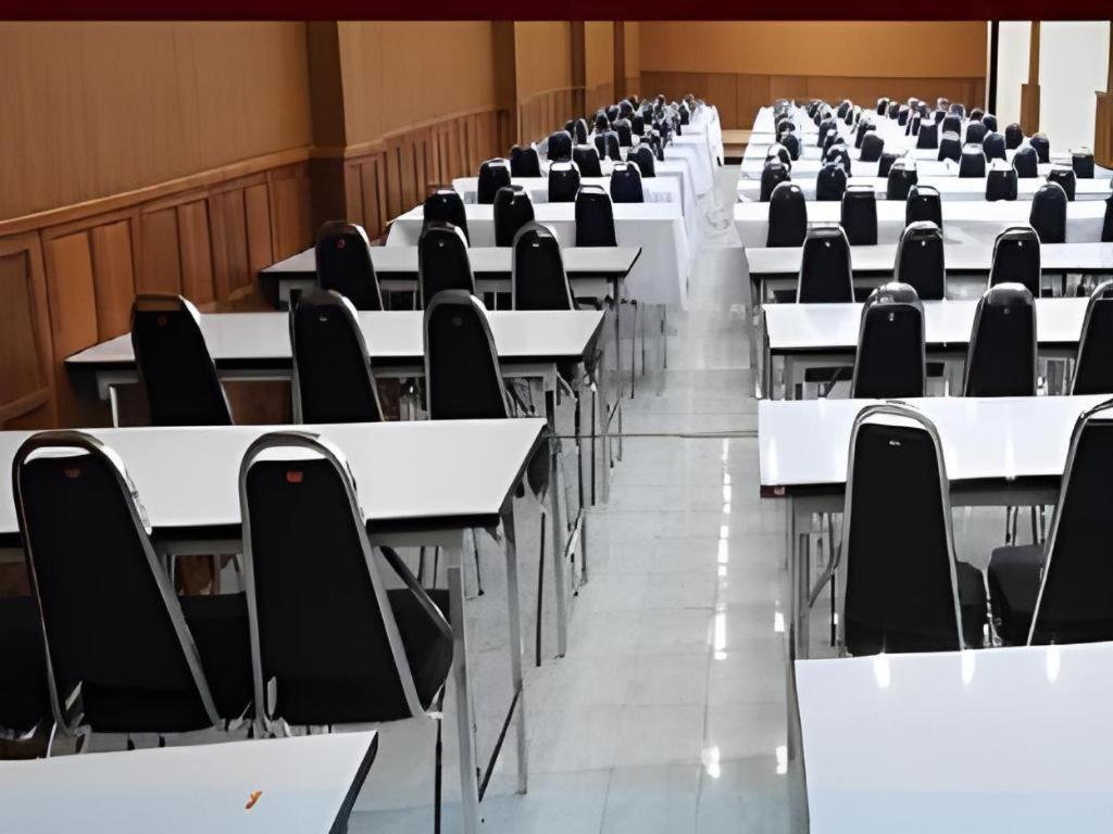 피야폰 힐 파라다이스 호텔 매 사이 외부 사진
